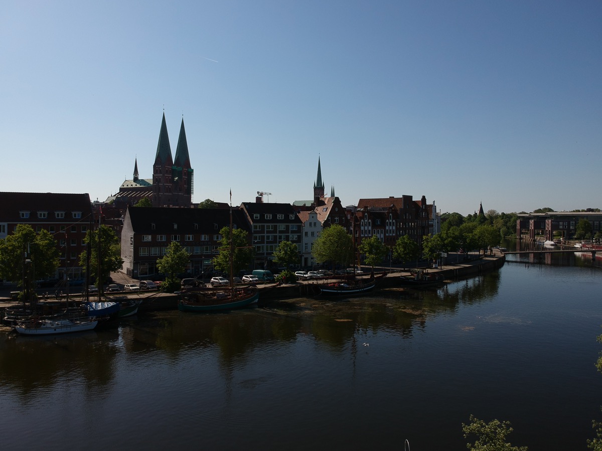 Lübeck von der Untertrave aus