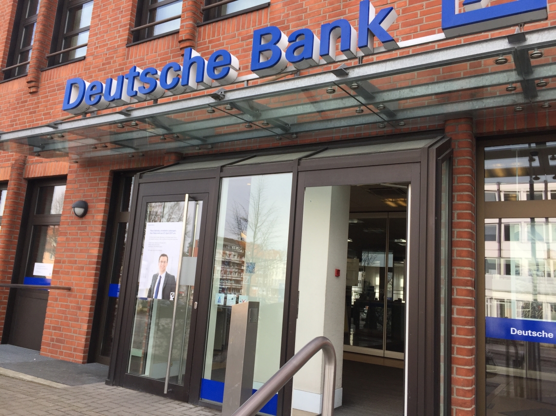 Deutsche Bank Moislinger Allee schließt demnächst